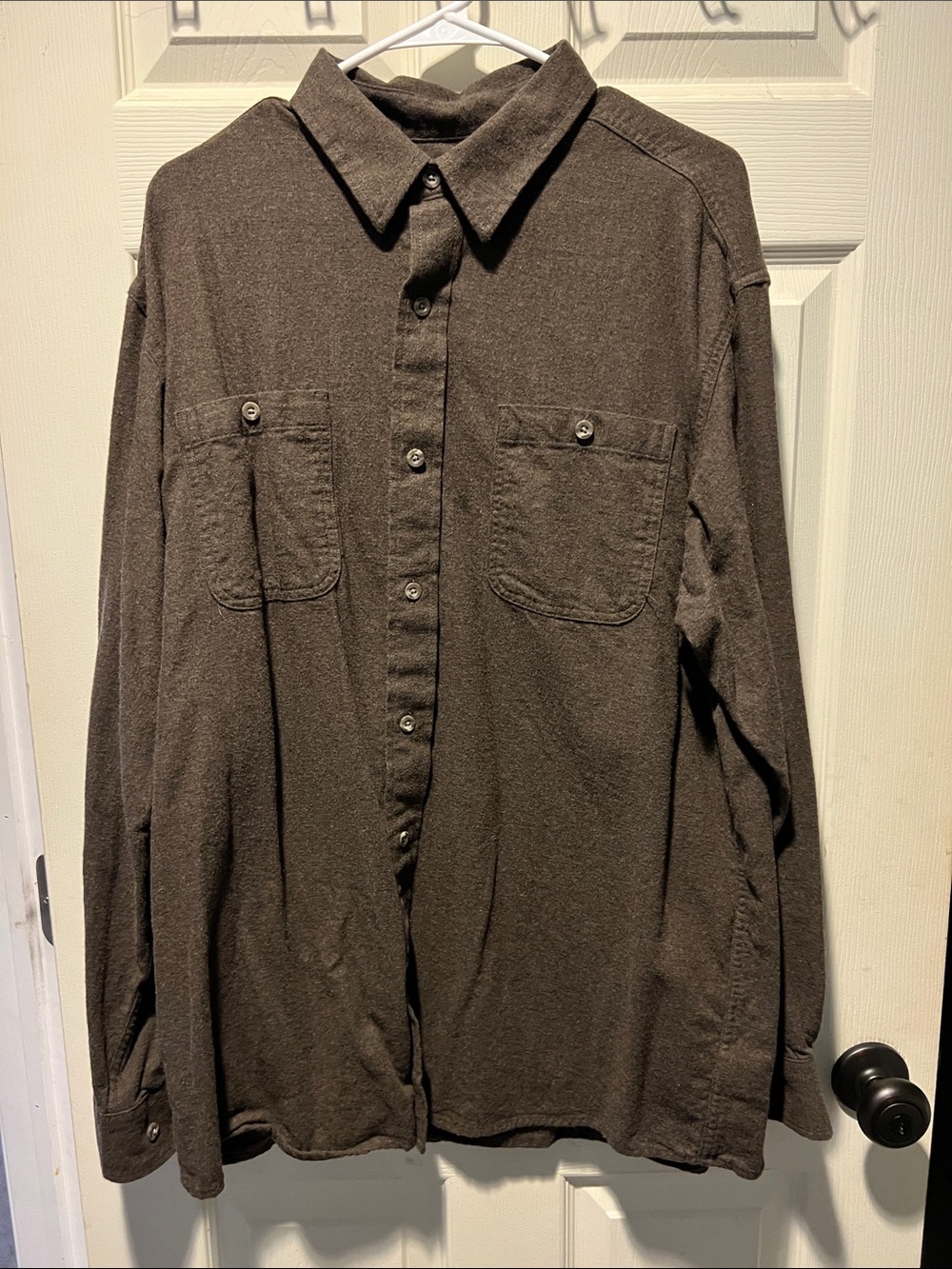 RedHead Men's Casual Button-Down Shirt in Dark Brown